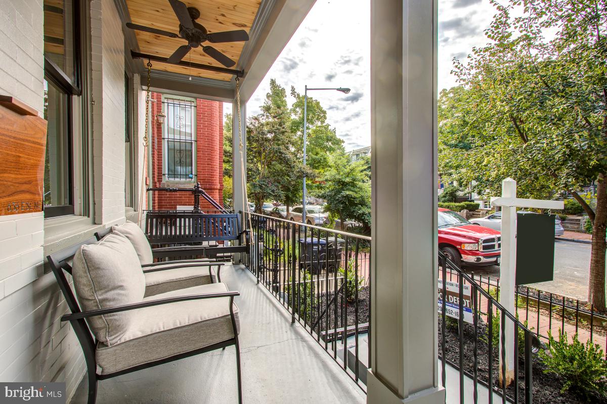 636 E Street Northeast Washington, DC 20002 - Photo 4 of 72