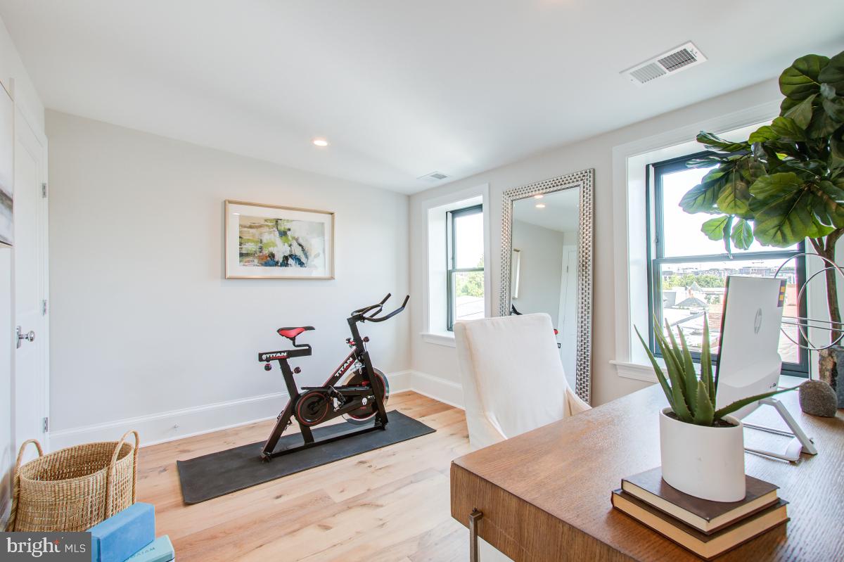 636 E Street Northeast Washington, DC 20002 - Photo 51 of 72