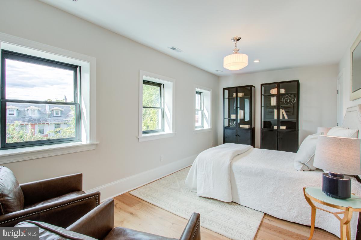 636 E Street Northeast Washington, DC 20002 - Photo 55 of 72