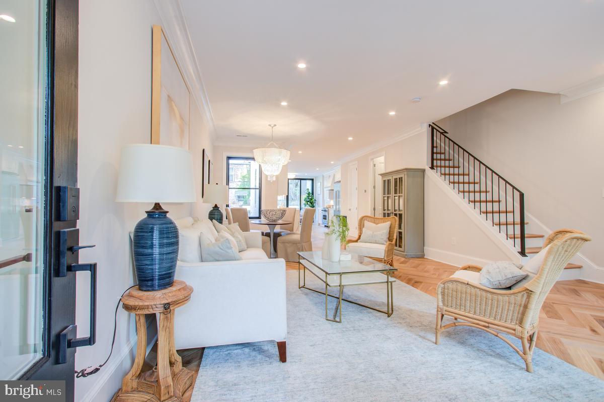 636 E Street Northeast Washington, DC 20002 - Photo 8 of 72