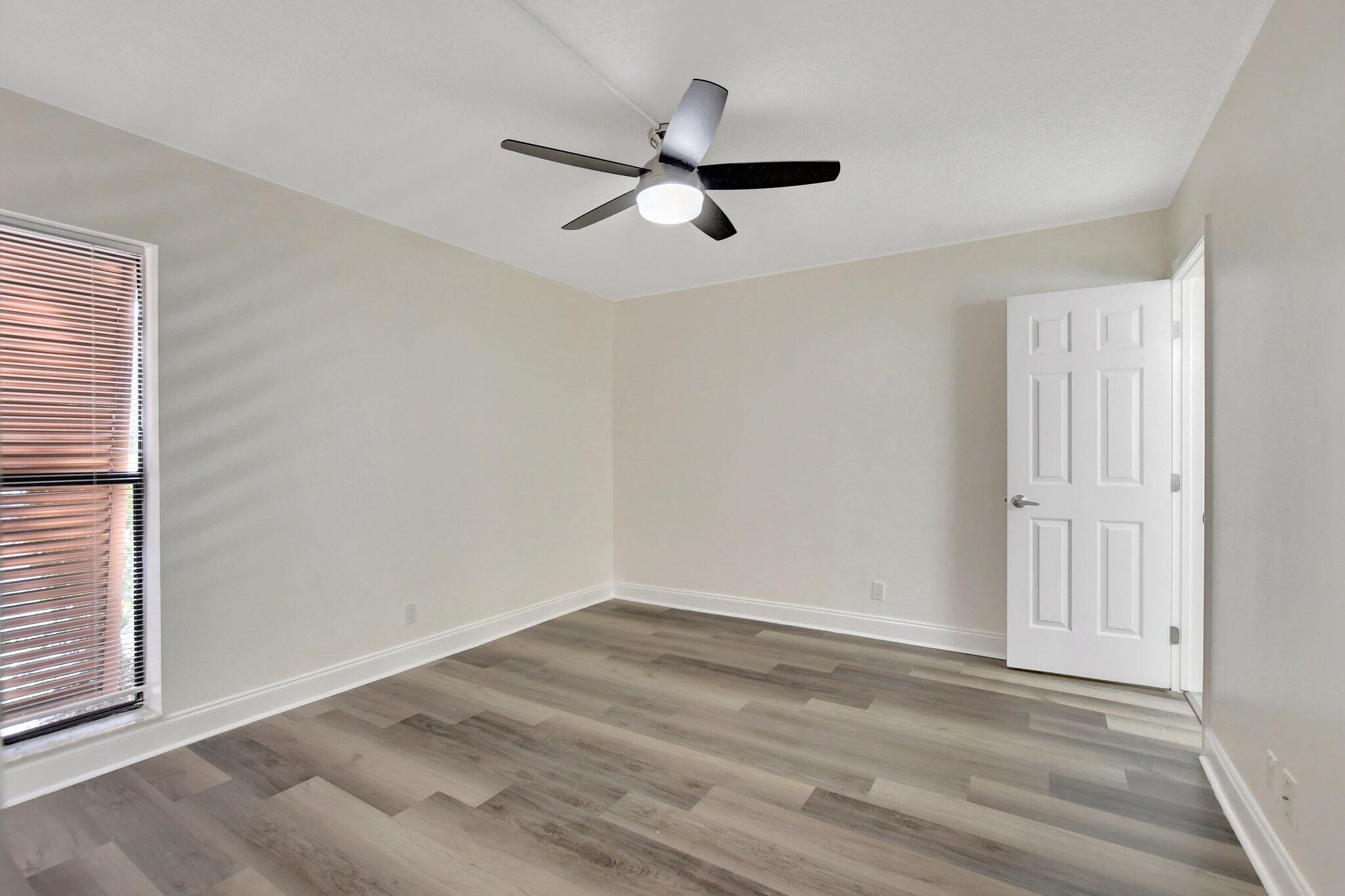 3939 Northeast 5th Avenue, Unit B102 Boca Raton, FL 33431 - Photo 11 of 29 13-web-or-mls-DSC_1601