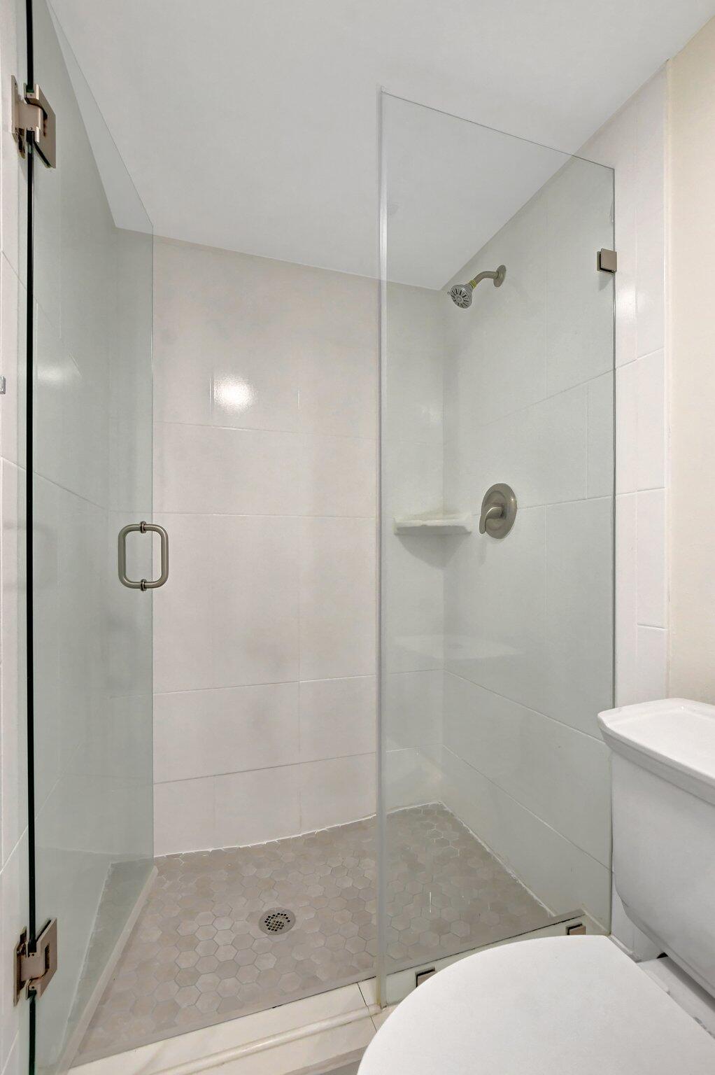 3939 Northeast 5th Avenue, Unit B102 Boca Raton, FL 33431 - Photo 16 of 29 18-web-or-mls-DSC_1626