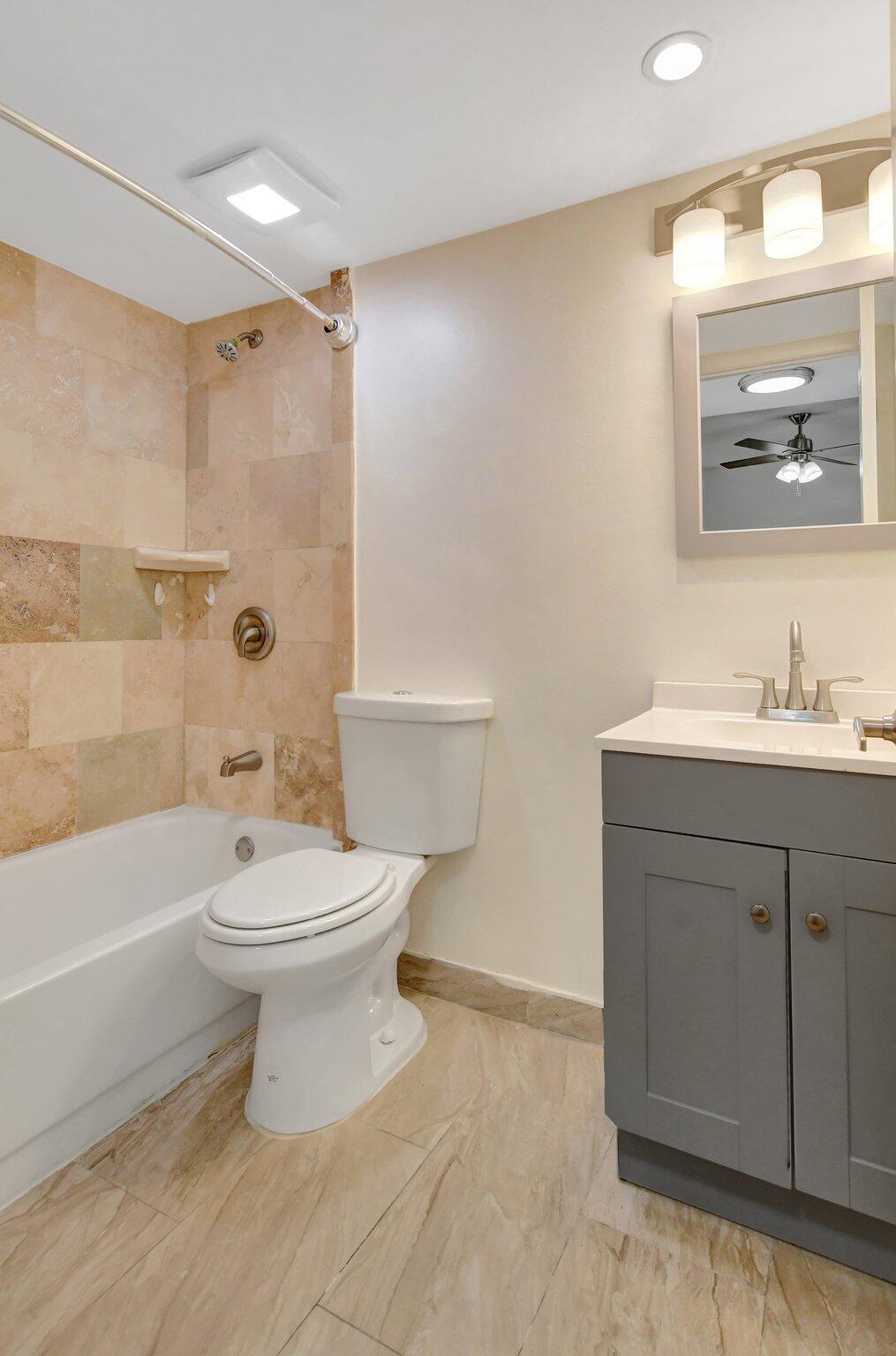 3939 Northeast 5th Avenue, Unit B102 Boca Raton, FL 33431 - Photo 20 of 29 22-web-or-mls-DSC_1646