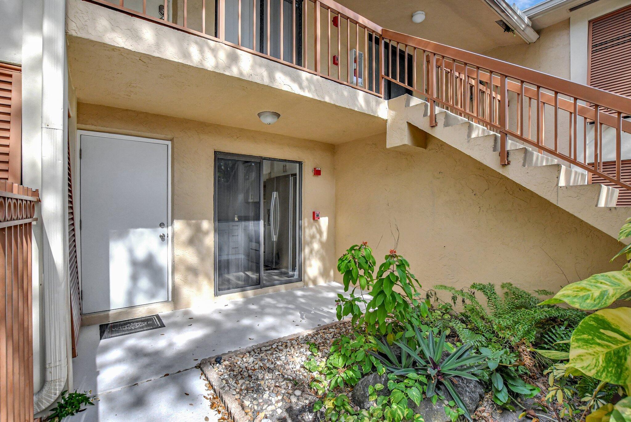 3939 Northeast 5th Avenue, Unit B102 Boca Raton, FL 33431 - Photo 2 of 29 2-web-or-mls-DSC_1546