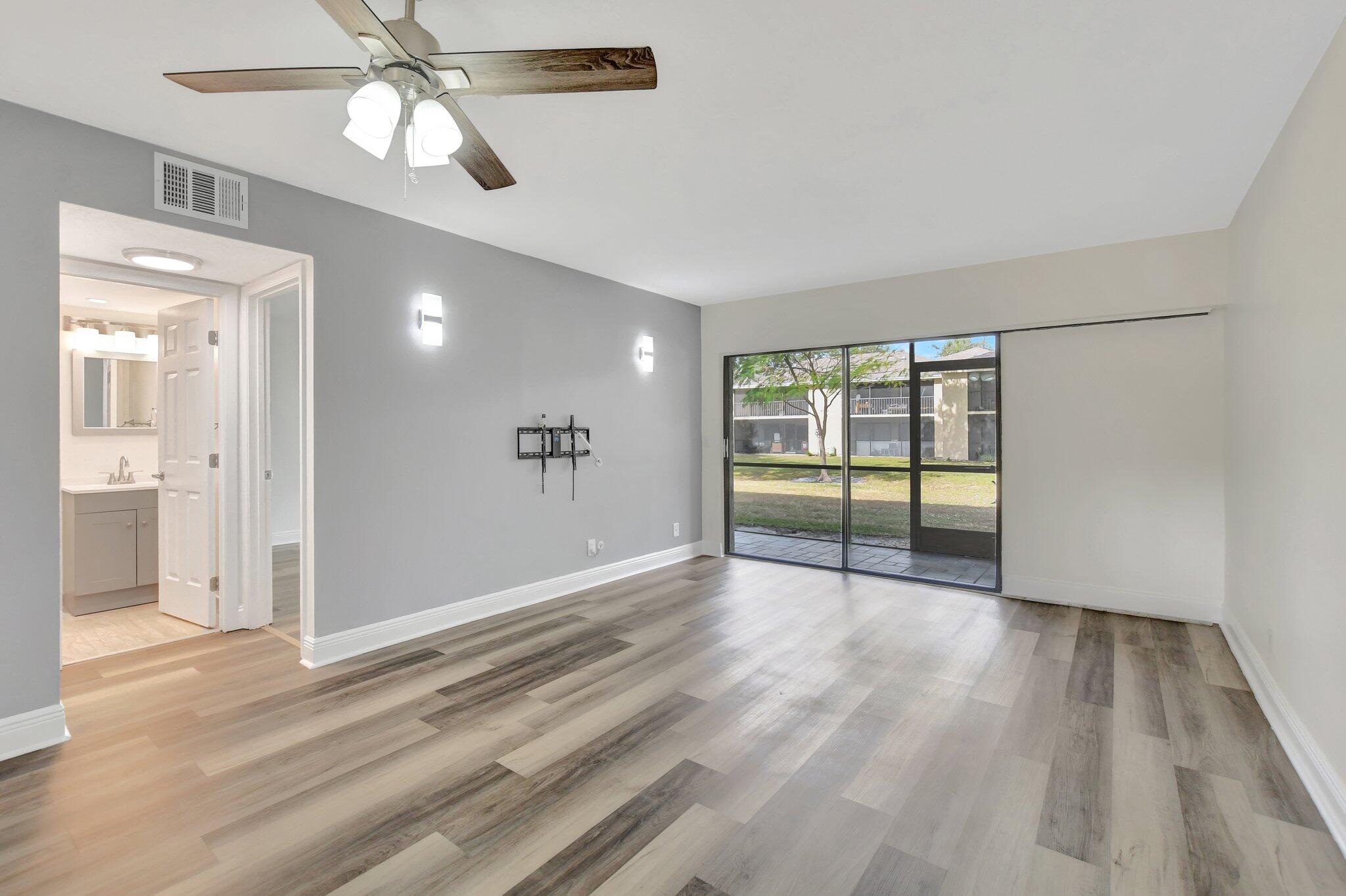 3939 Northeast 5th Avenue, Unit B102 Boca Raton, FL 33431 - Photo 9 of 29 10-web-or-mls-DSC_1586