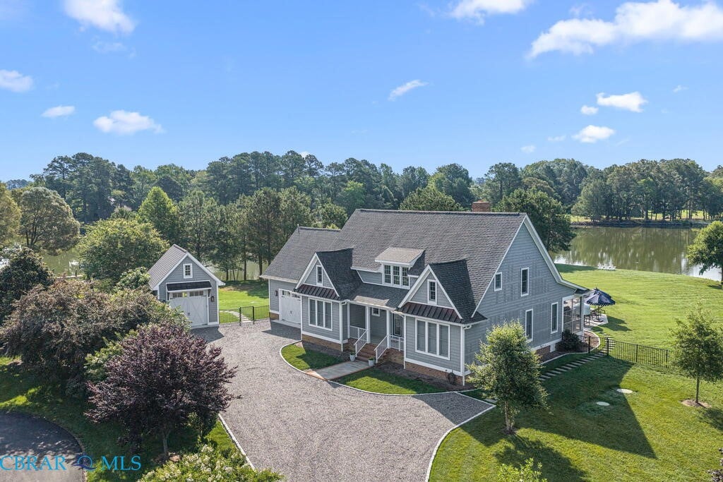 311 Grove Point Road Kilmarnock, VA 22482 - Photo 6 of 90 Gallery Image 6