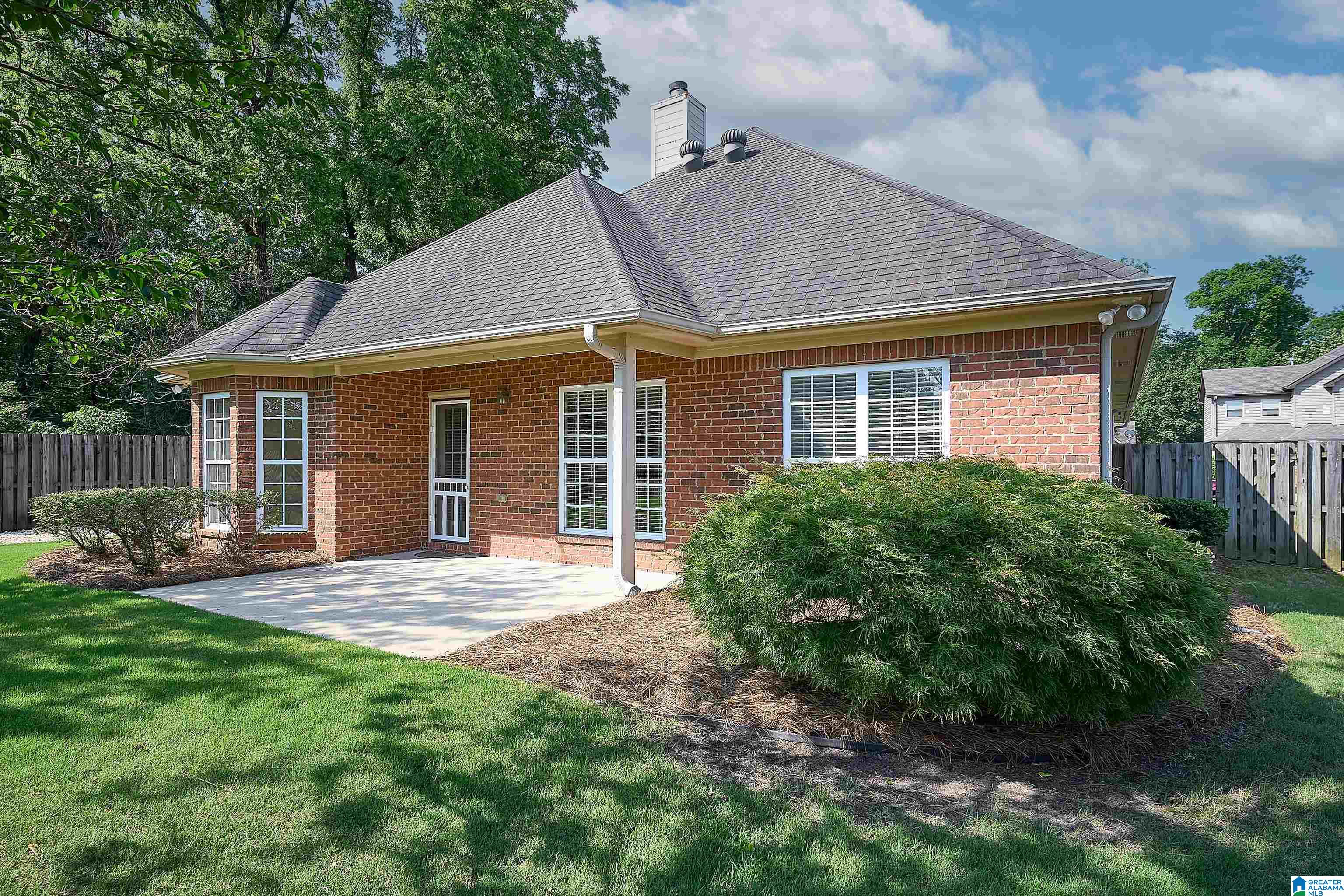 238 Creekside Lane Pelham, AL 35124 - Photo 6 of 46