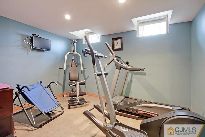 5 Maher Road Somerset, NJ 08873 - Photo 17 of 25 Gallery Image 17