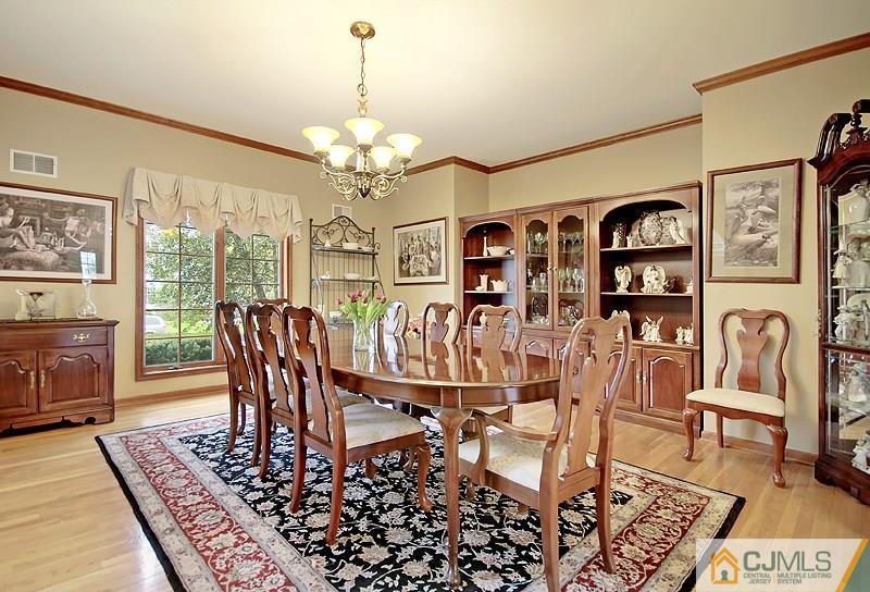 5 Maher Road Somerset, NJ 08873 - Photo 5 of 25 Gallery Image 5