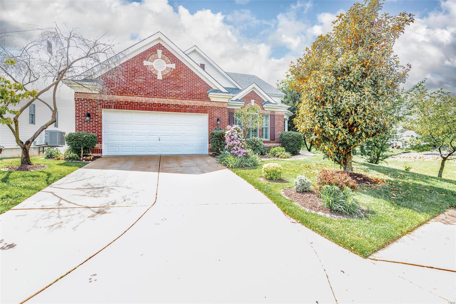 10135 Tanbridge Road St. Louis, MO 63128 - Photo 3 of 49 Gallery Image 3