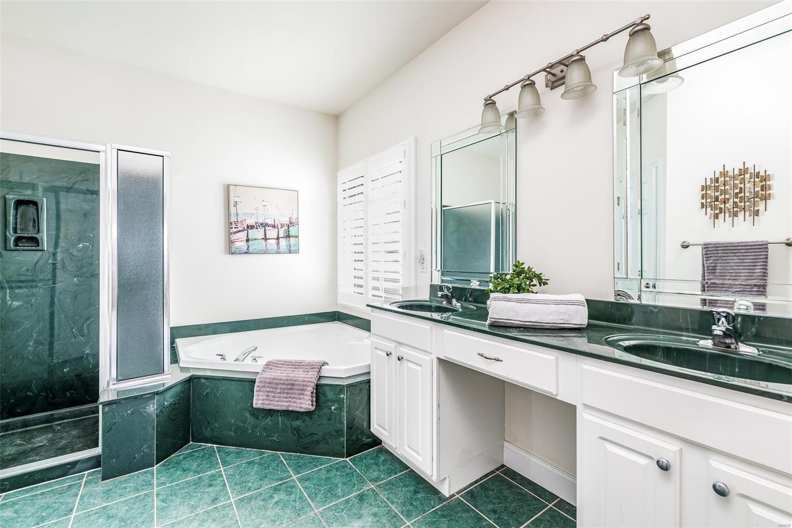 10135 Tanbridge Road St. Louis, MO 63128 - Photo 22 of 49 Gallery Image 22