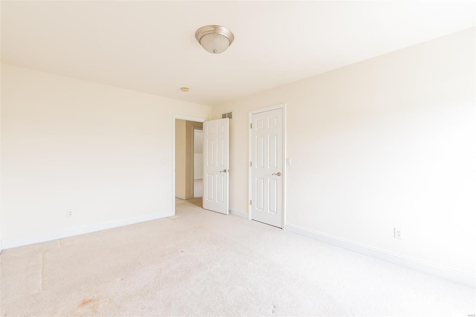 10135 Tanbridge Road St. Louis, MO 63128 - Photo 28 of 49 Gallery Image 28