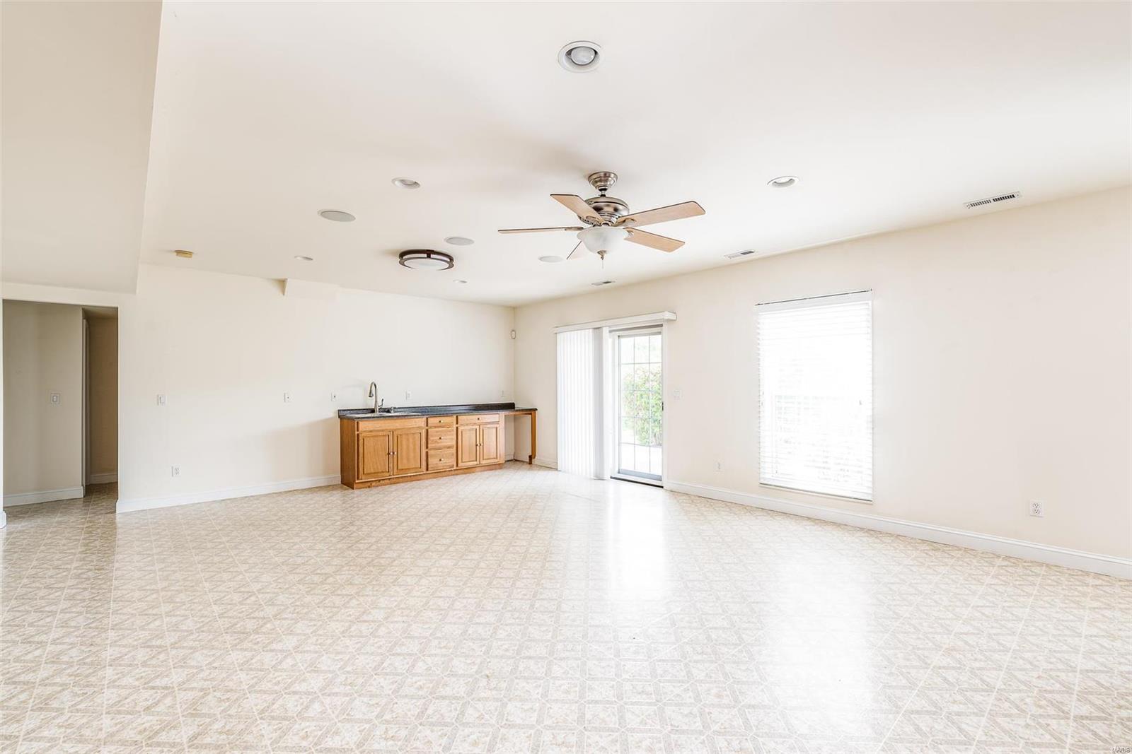10135 Tanbridge Road St. Louis, MO 63128 - Photo 35 of 49 Gallery Image 35