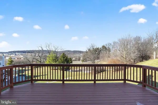 $995,000 | 184 Magnolia Drive, Chester Springs, PA 19425