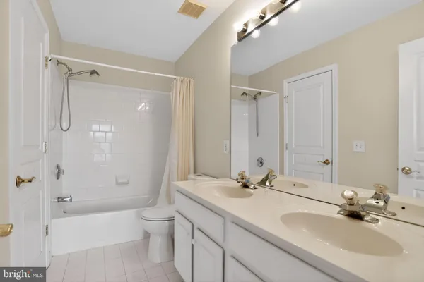 $995,000 | 184 Magnolia Drive, Chester Springs, PA 19425