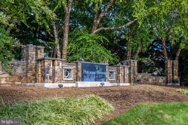 $699,900 | 44482 Maltese Falcon Square, Ashburn, VA 20147