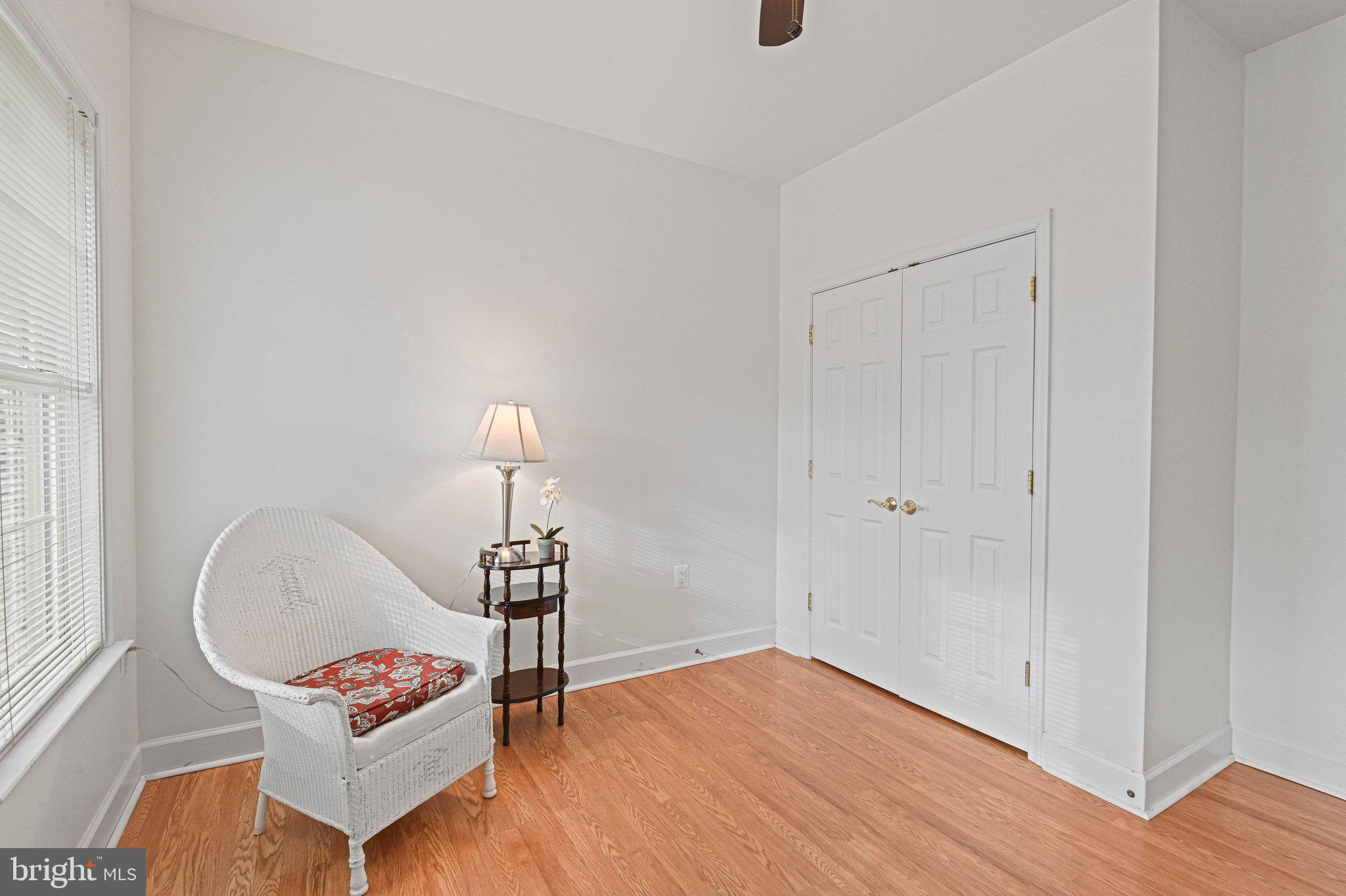 44482 Maltese Falcon Square Ashburn, VA 20147 - Photo 29 of 71 Second main level bedroom