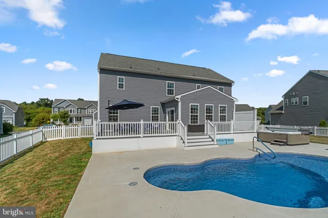 $799,000 | 18118 Petworth Circle, Hagerstown, MD 21740