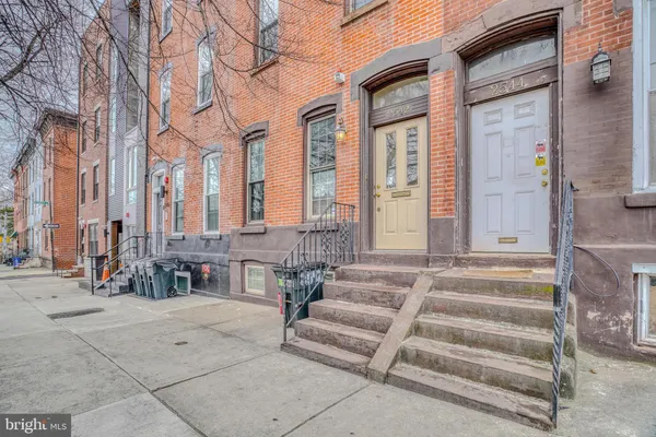 $2,400 | 2542 West Girard Avenue, Unit 2, Philadelphia, PA 19130