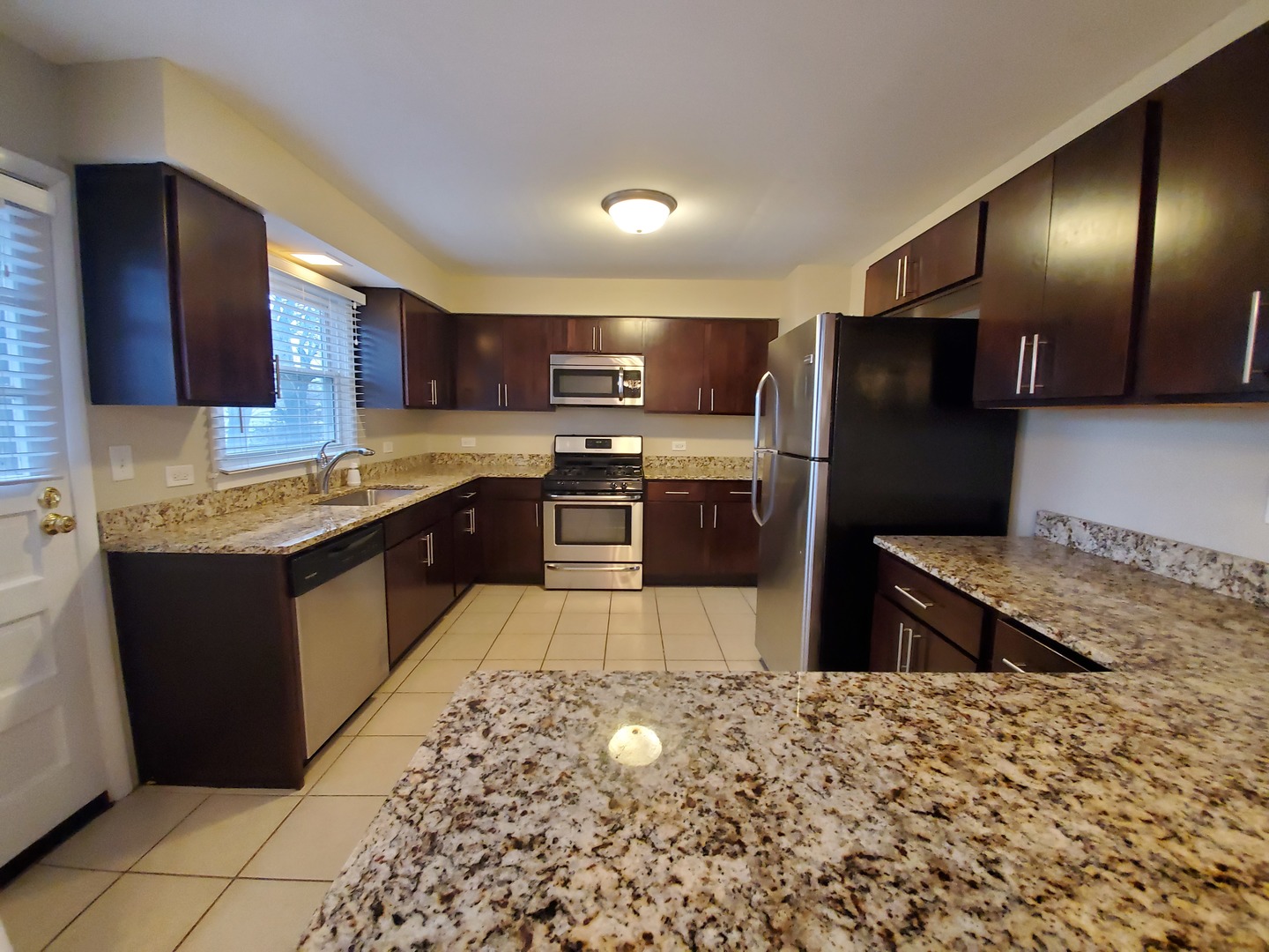 4675 Lincoln Avenue Rolling Meadows, IL 60008 - Photo 7 of 24