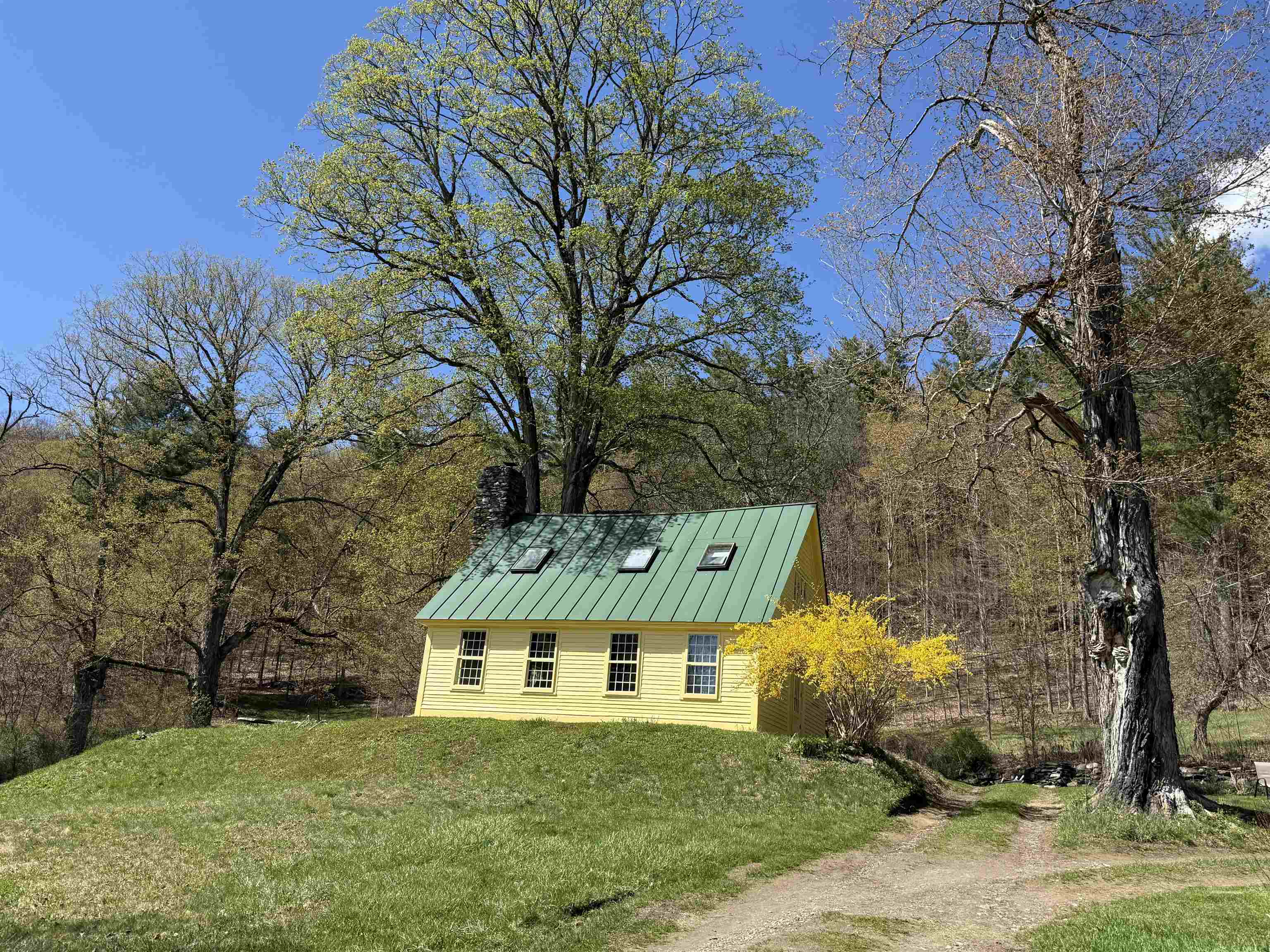 2416 Stage Road Guilford, VT 05301 - Photo 24 of 45