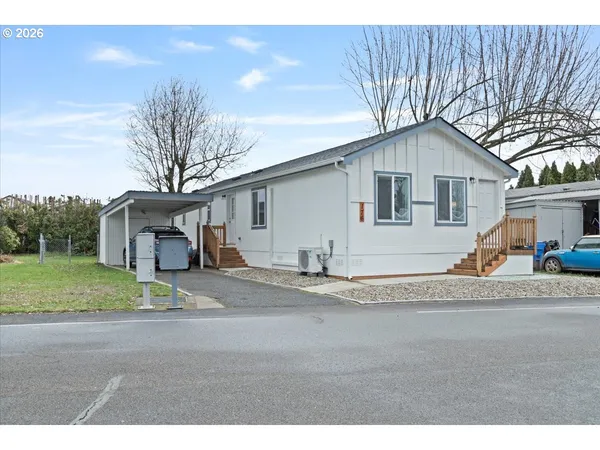 a house view with a outdoor space