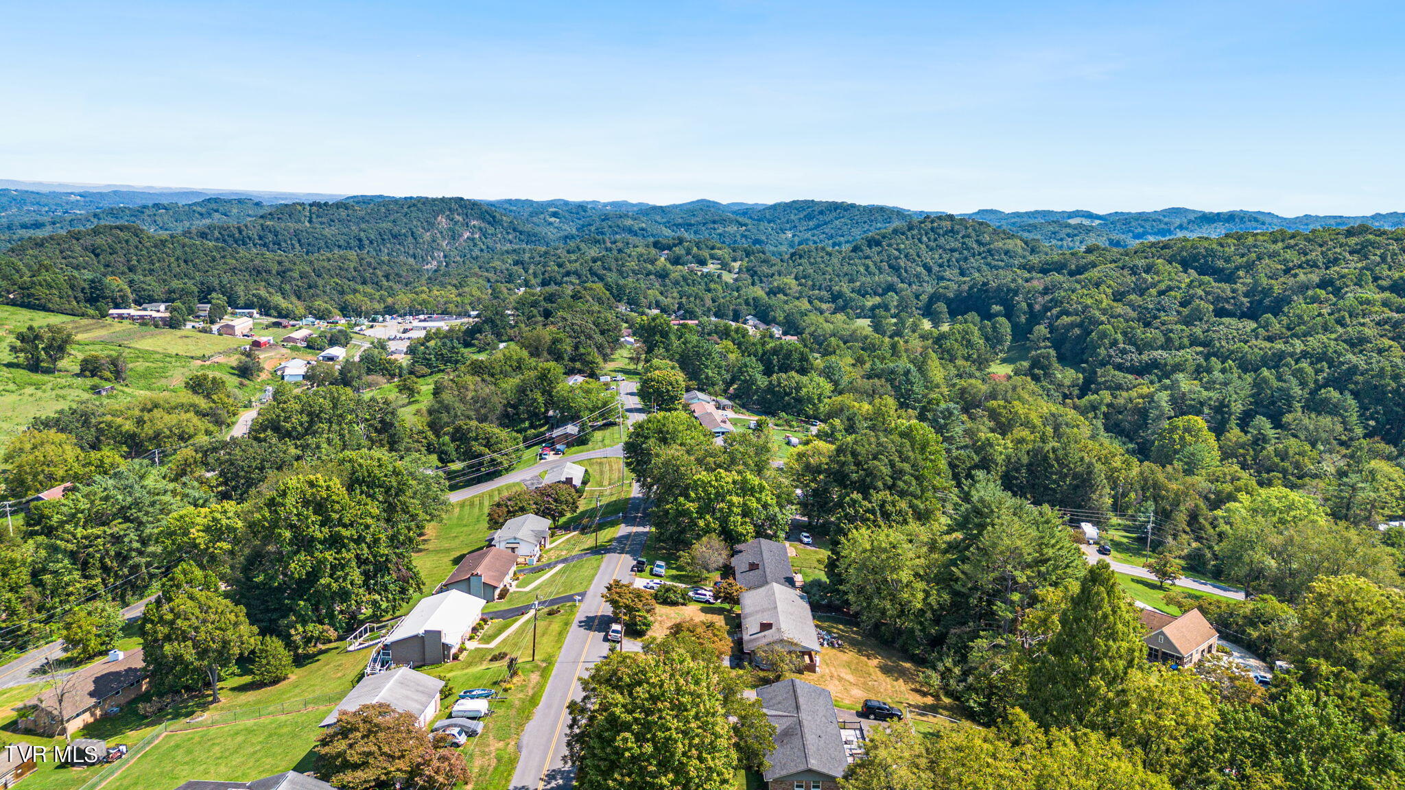 413 Merman Road Kingsport, TN 37663 - Photo 20 of 37 10-web-or-mls-DJI_0126