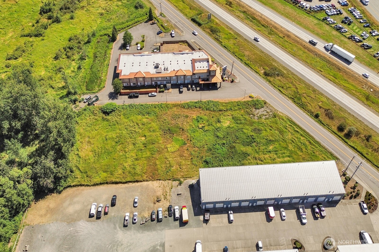 5400 Barrett Road Ferndale, WA 98248 - Photo 10 of 18 a view of a balcony with chairs