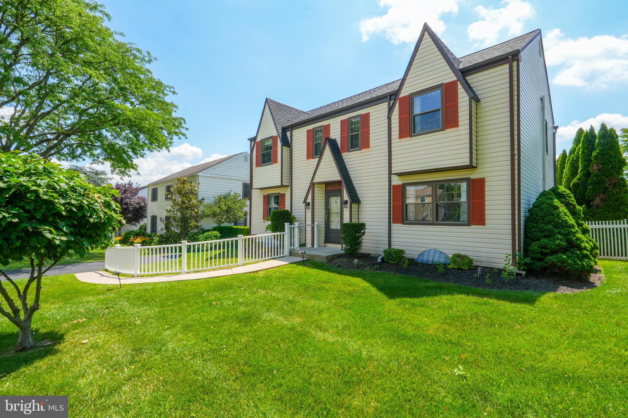 105 Grandview Road Springfield, PA 19064 - Photo 4 of 35