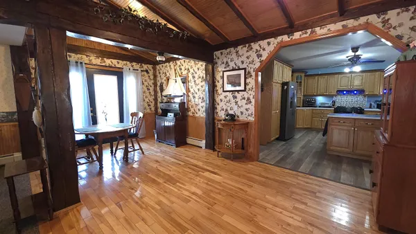$249,900 | 1371 Highway 16, Dummer, NH 03588
