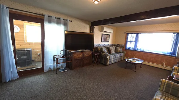 $249,900 | 1371 Highway 16, Dummer, NH 03588