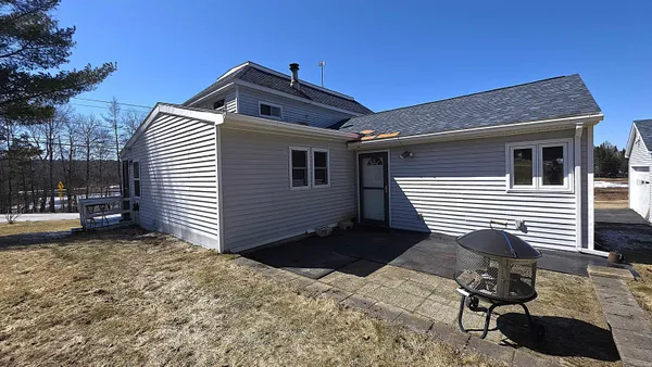 $249,900 | 1371 Highway 16, Dummer, NH 03588