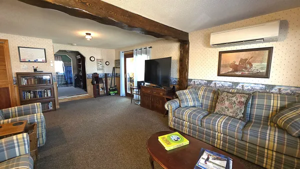 $249,900 | 1371 Highway 16, Dummer, NH 03588