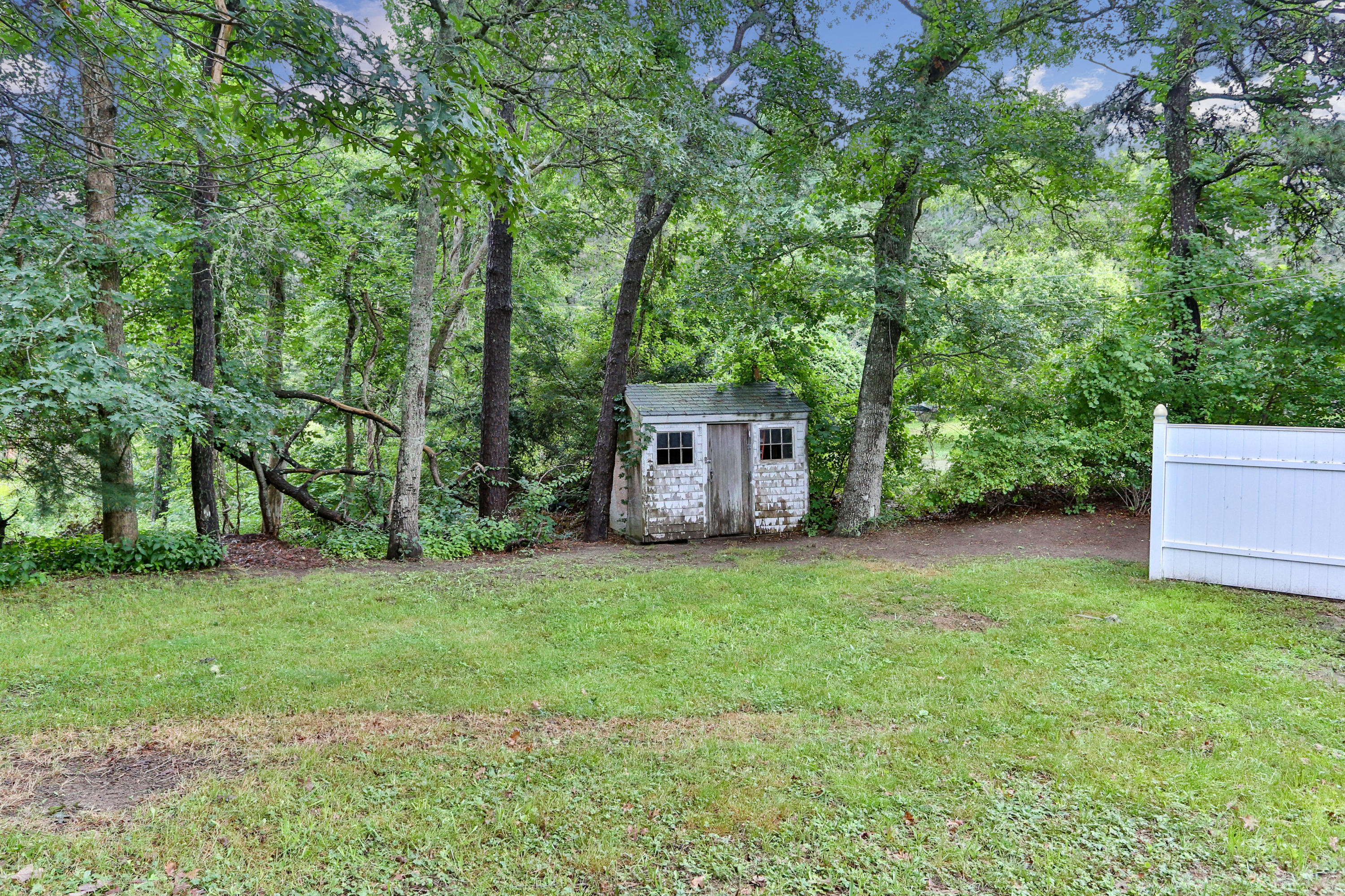 5 Pokesit Road Pocasset, MA 02559 - Photo 22 of 24 5PokLR-22