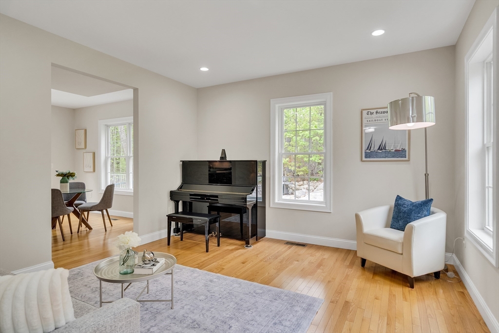 12 Cowdry Hill Road Westford, MA 01886 - Photo 5 of 42