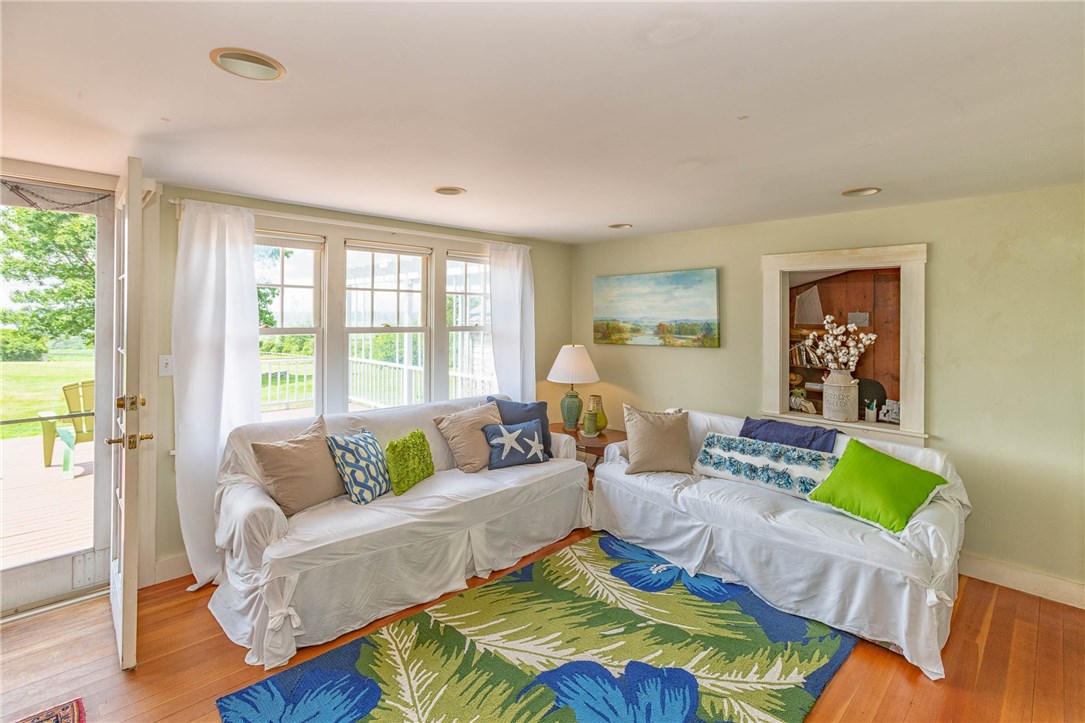231 West Main Road Little Compton, RI 02837 - Photo 5 of 13
