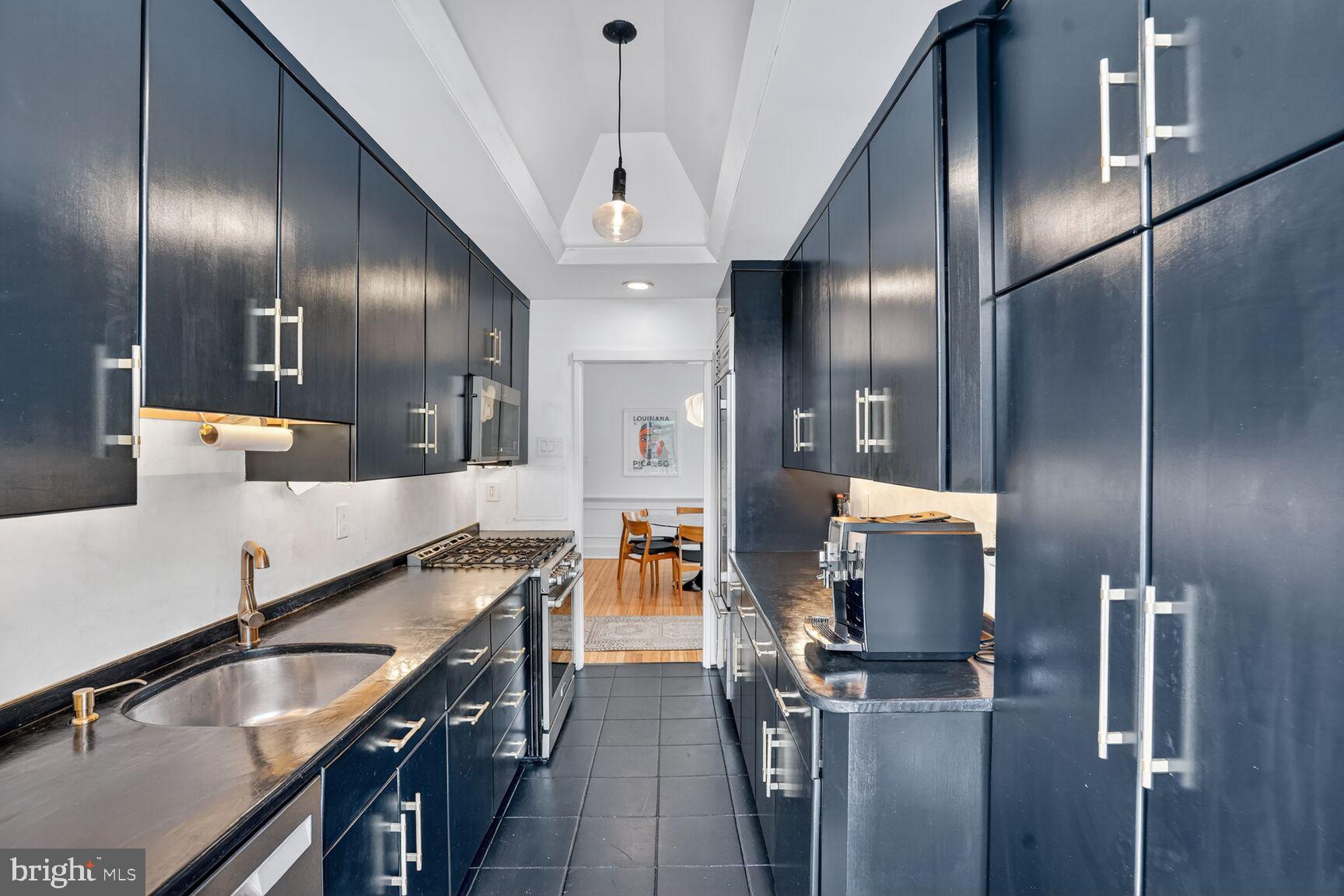 1613 30th Street Northwest, Unit 3N Washington, DC 20007 - Photo 7 of 30