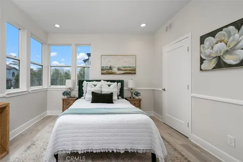 $2,488,000 | 5701 Kiyot Way, Unit 13, Playa Vista, CA 90094