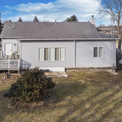 819 Montgomery Road Montgomery, IL 60538 - Photo 15 of 18