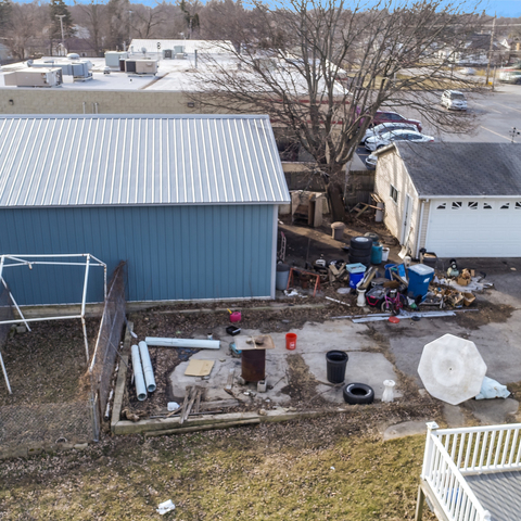 819 Montgomery Road Montgomery, IL 60538 - Photo 9 of 18