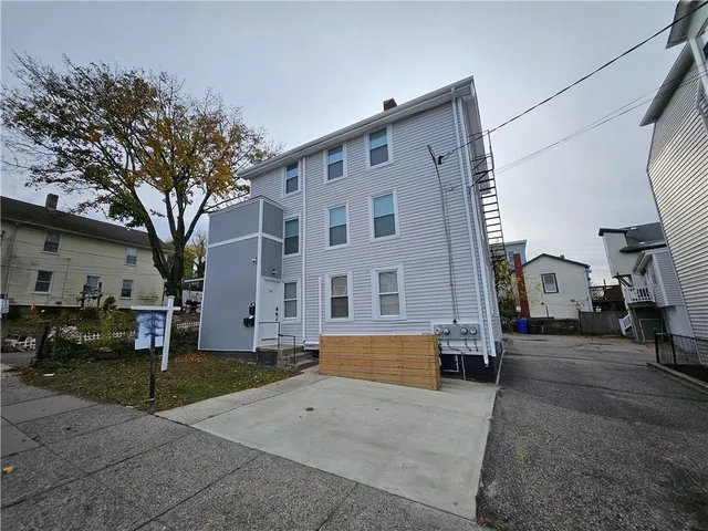 $2,000 | 154 Earle Street, Central Falls, RI 02863