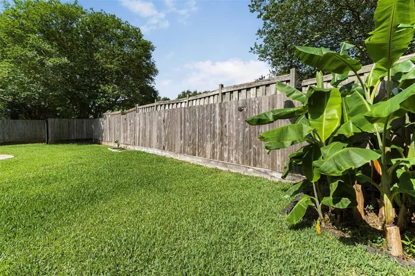 $2,350 | 7015 Yardley Drive, Katy, TX 77494