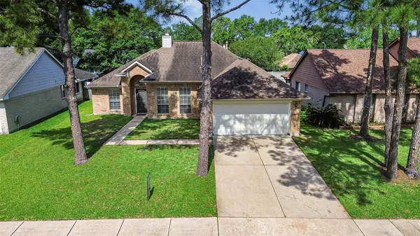 $2,350 | 7015 Yardley Drive, Katy, TX 77494