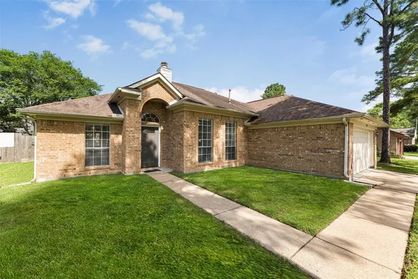 $2,350 | 7015 Yardley Drive, Katy, TX 77494