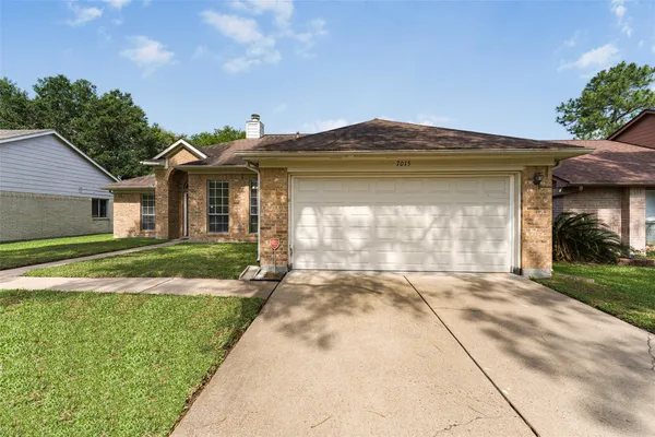 $2,350 | 7015 Yardley Drive, Katy, TX 77494