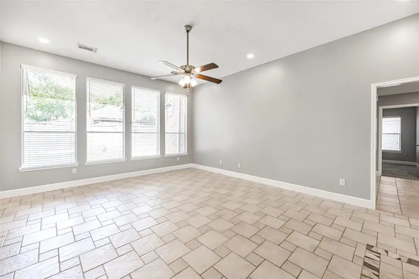 $2,350 | 7015 Yardley Drive, Katy, TX 77494