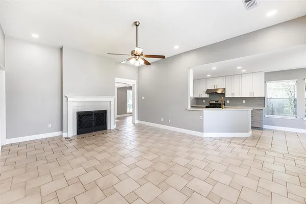 $2,350 | 7015 Yardley Drive, Katy, TX 77494