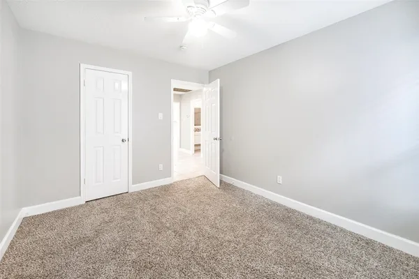 $2,350 | 7015 Yardley Drive, Katy, TX 77494