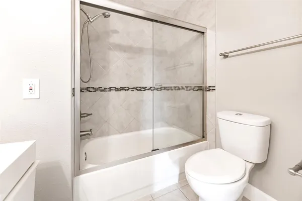 $2,350 | 7015 Yardley Drive, Katy, TX 77494