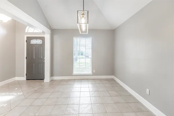 $2,350 | 7015 Yardley Drive, Katy, TX 77494